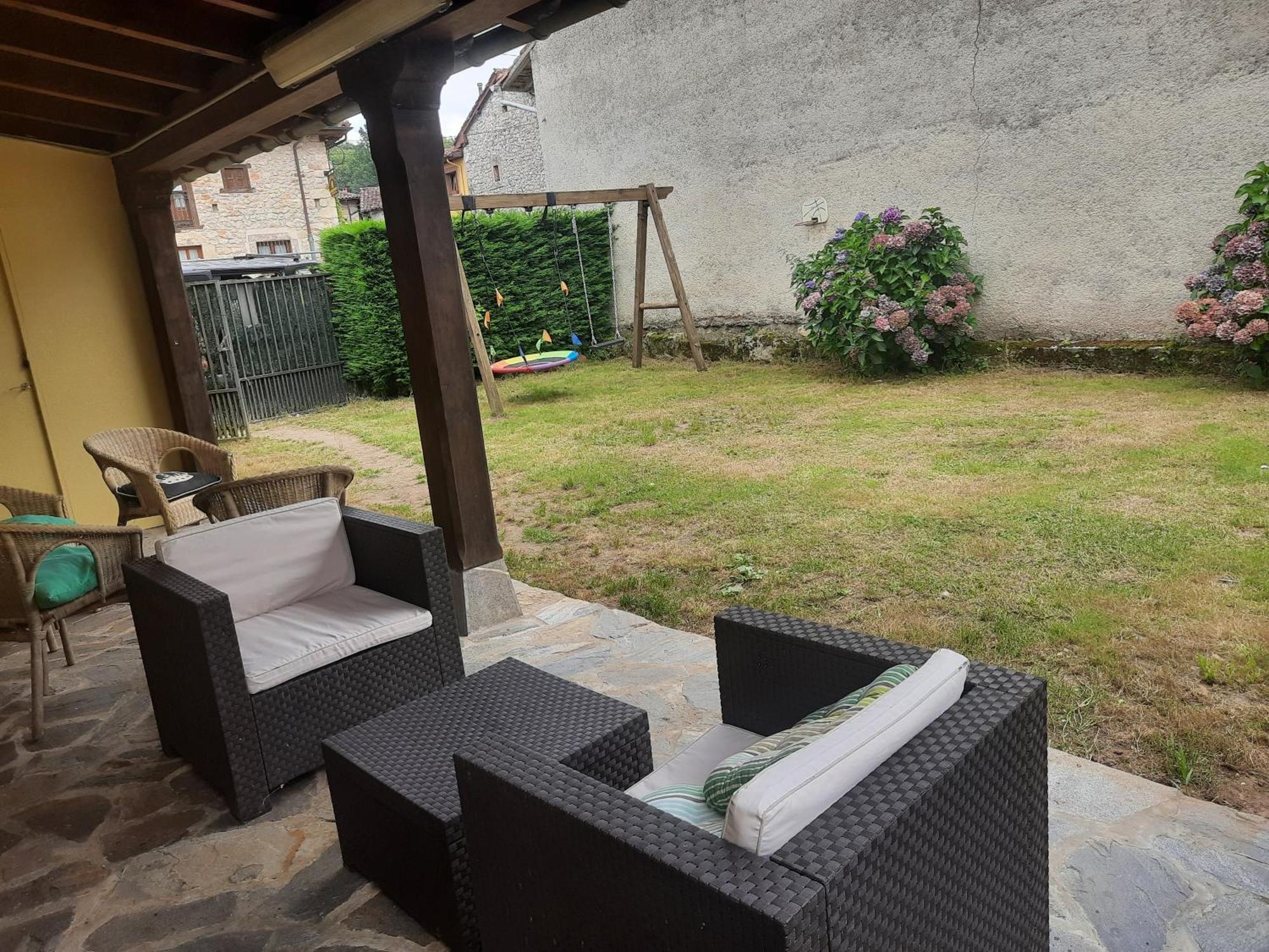 Apartamentos Rurales La Candaliega Cangas de Onis Bagian luar foto